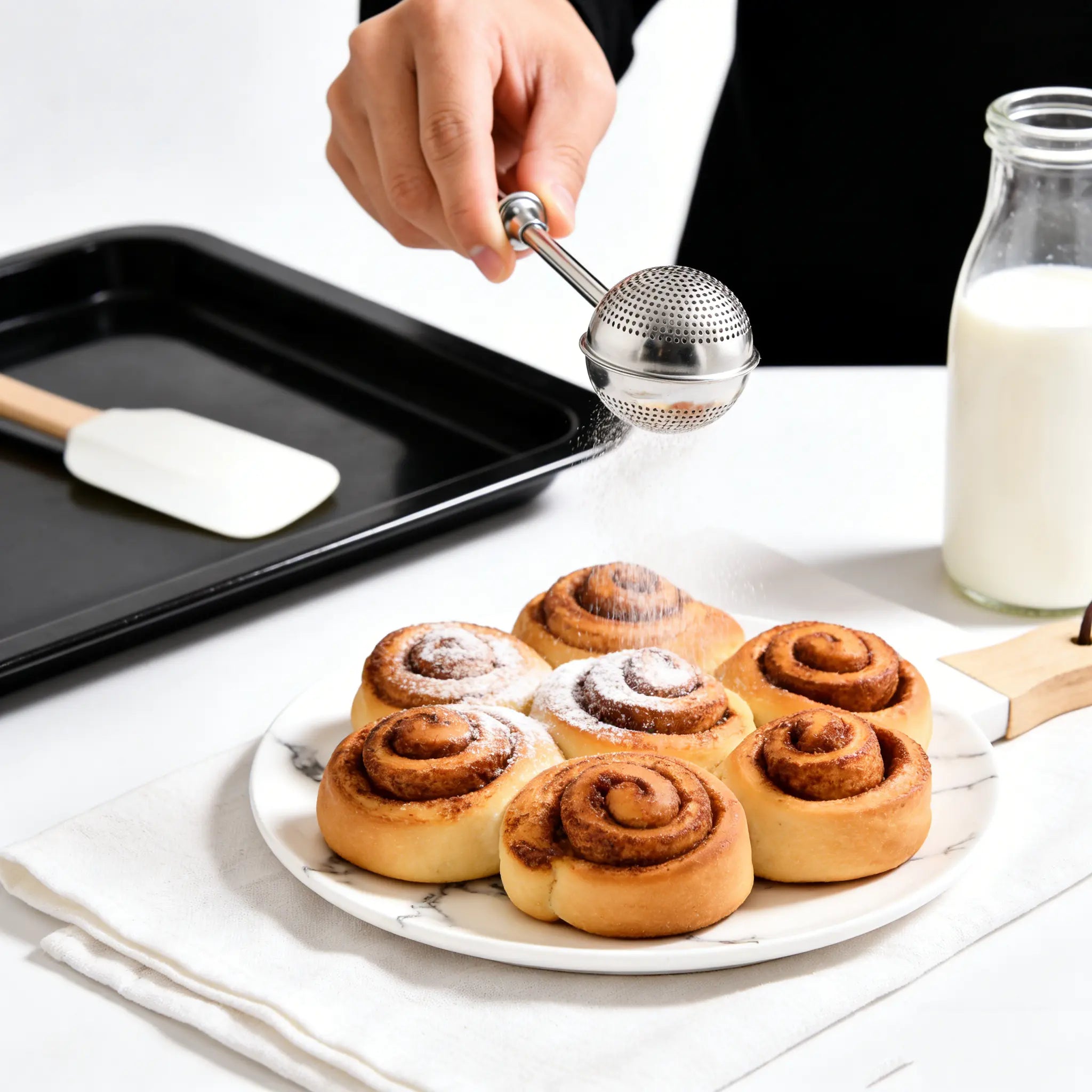 Stainless Steel Flour Duster Tool for Easy Baking and Powdered Sugar Decorating