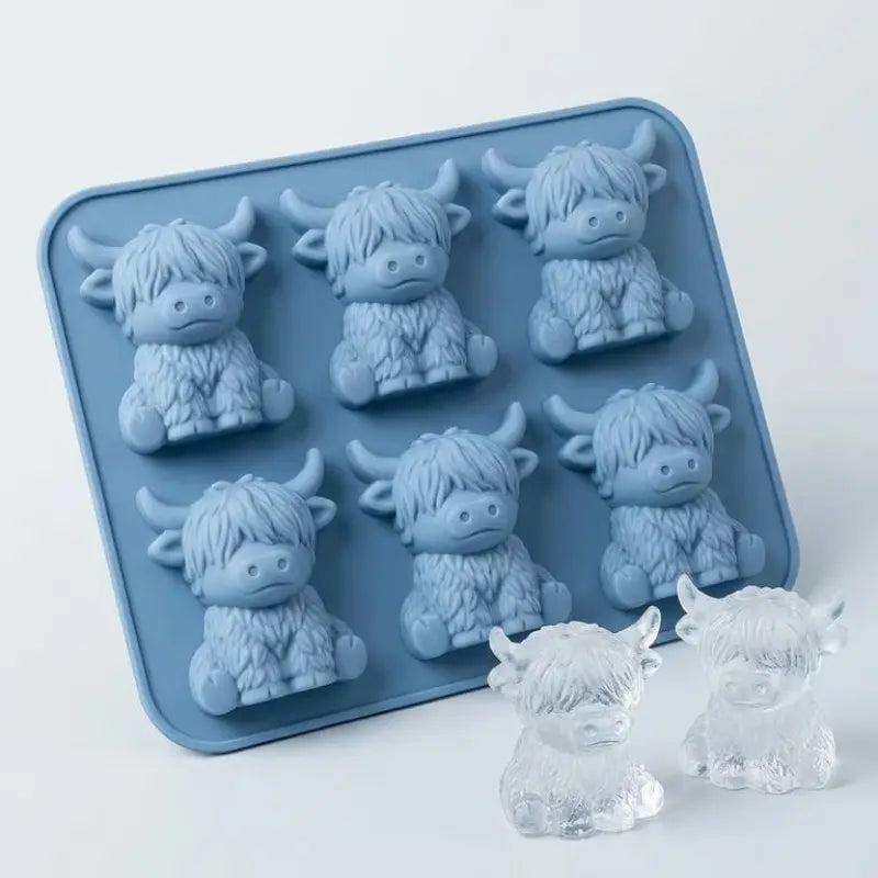 Mini Highland Cow Silicone Ice Cube Mold for Drinks and Parties