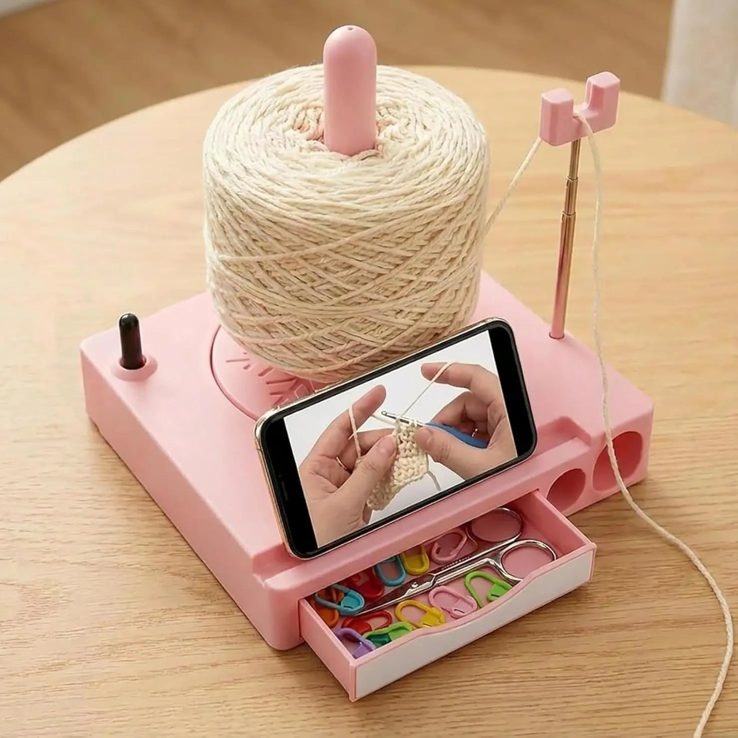 Support de Fil à Crocheter et Support Téléphone – Organisateur de Fil Multifonctionnel