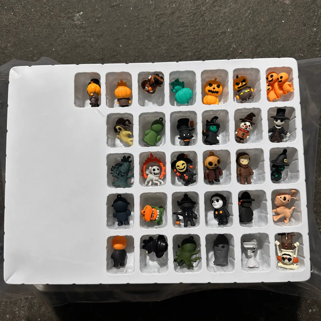Halloween Countdown Advent Calendar Blind Bag Figurine Set for Horror Fans